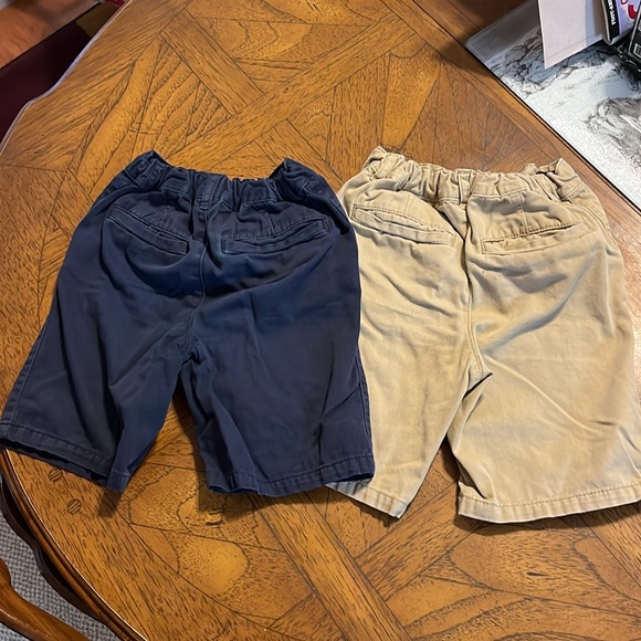 The Children’s Place Boys Shorts - Picture 2 of 5